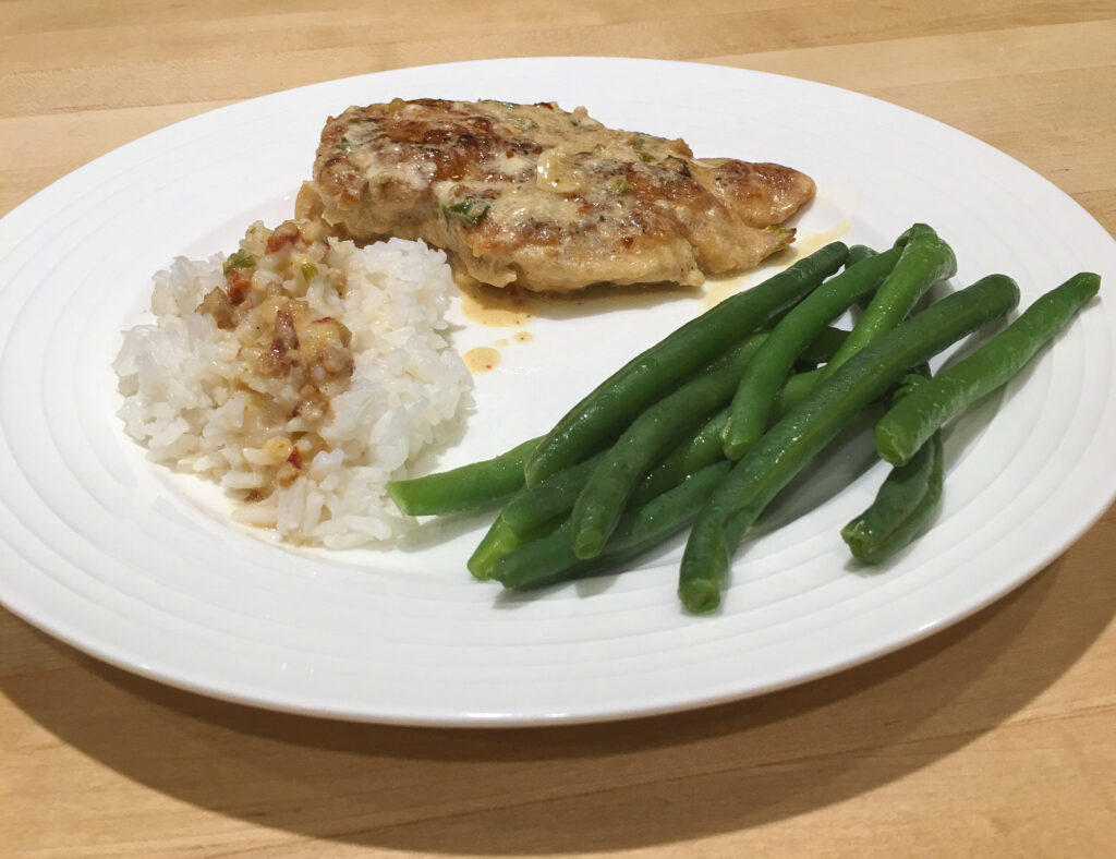 Baked Chicken, Green Beans, Rice with Gravy