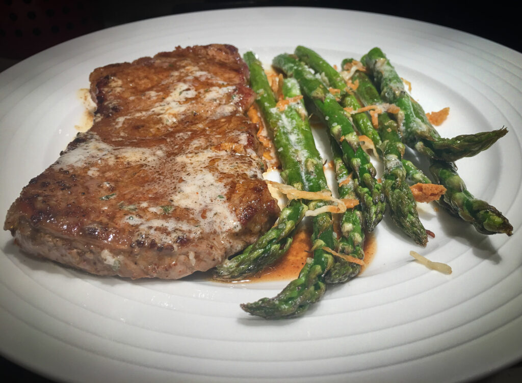 Strip Steak & Asparagus