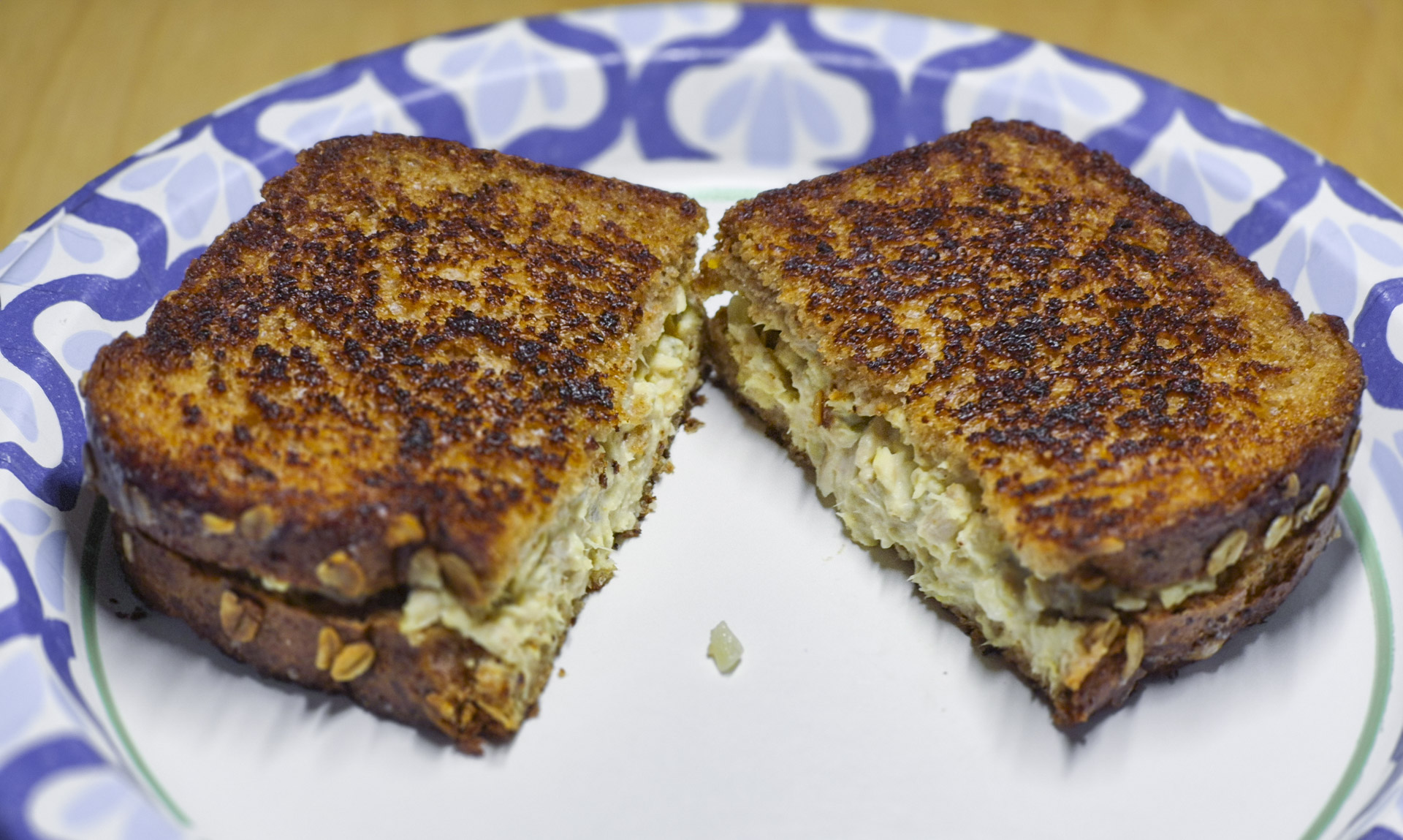 Grilled Tuna Sandwich